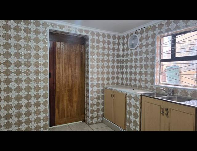 2 BEDROOM PROPERTY TO RENT IN MONTFORD